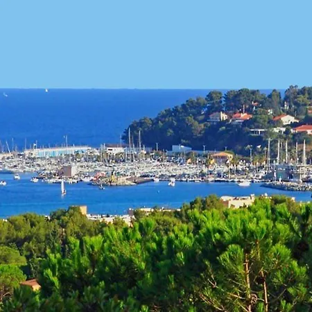 Climatise Avec Coin Nuit Et Terrasse Plein Sud, 10 M², Parking Inclus - Fr-1-100-194 Daire *