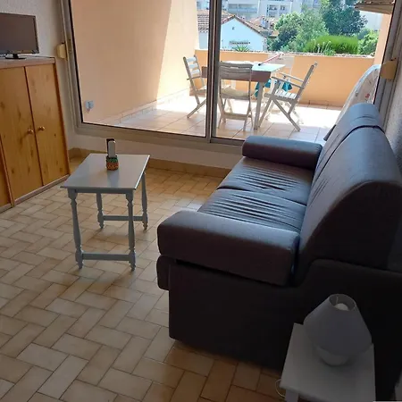 Daire Climatise Avec Coin Nuit Et Terrasse Plein Sud, 10 M², Parking Inclus - Fr-1-100-194 Cavalaire-sur-Mer